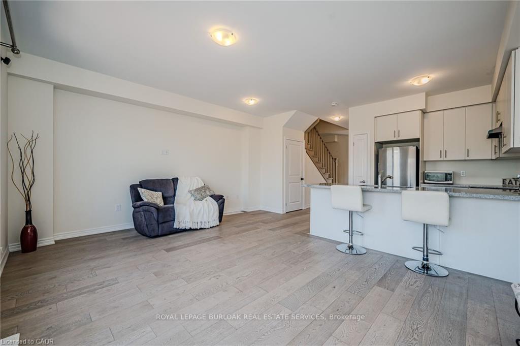 Photo 18 of 91 Pinot Crescent, Hamilton, Fruitland — HOMEH