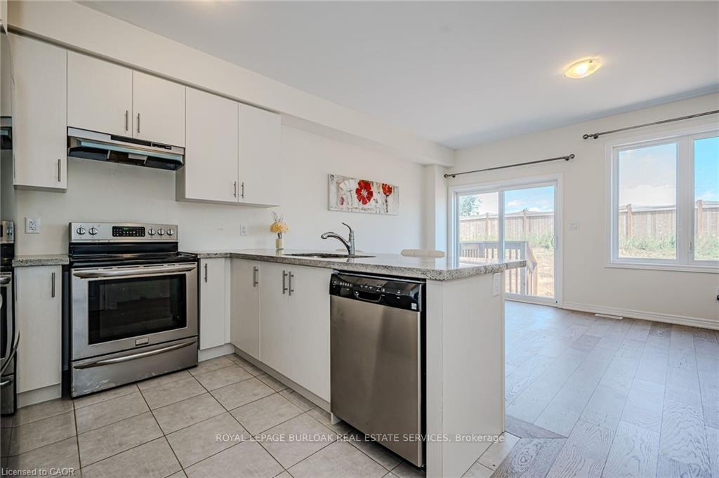 Photo 20 of 91 Pinot Crescent, Hamilton, Fruitland — HOMEH