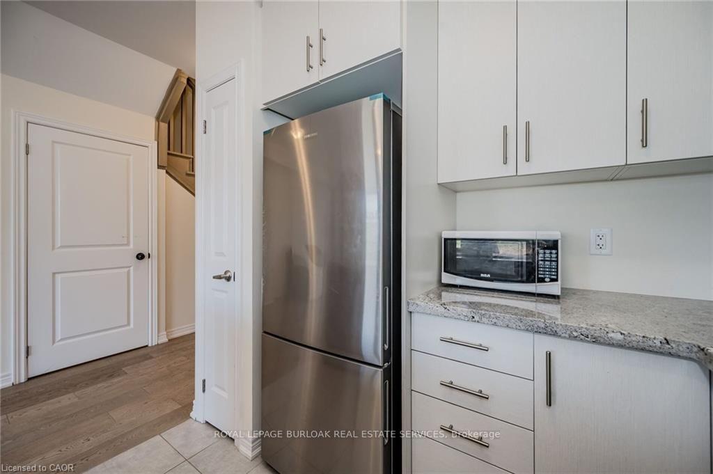 Photo 23 of 91 Pinot Crescent, Hamilton, Fruitland — HOMEH
