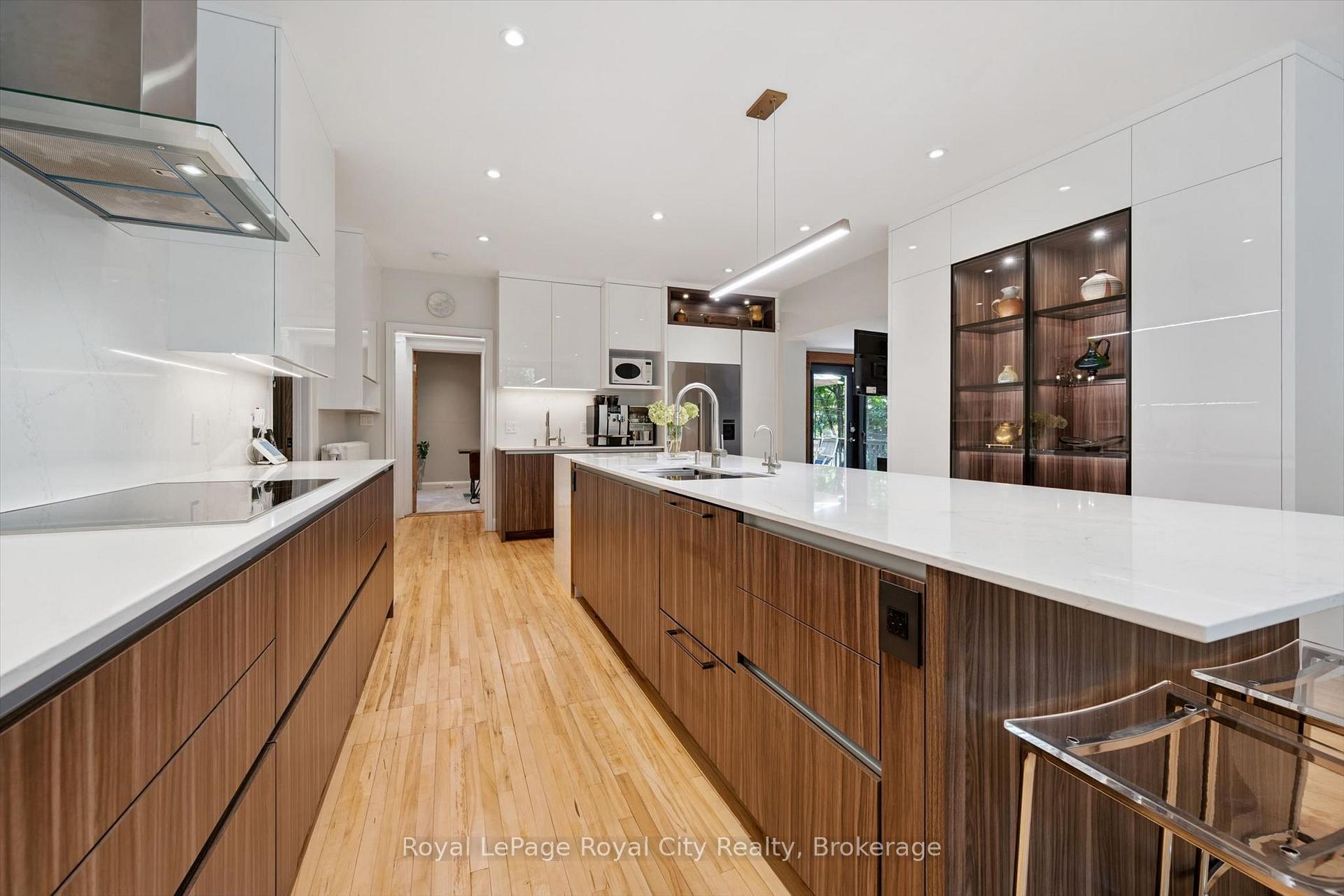 Photo 20 of 80 London Road W, Guelph, Exhibition Park — HOMEH