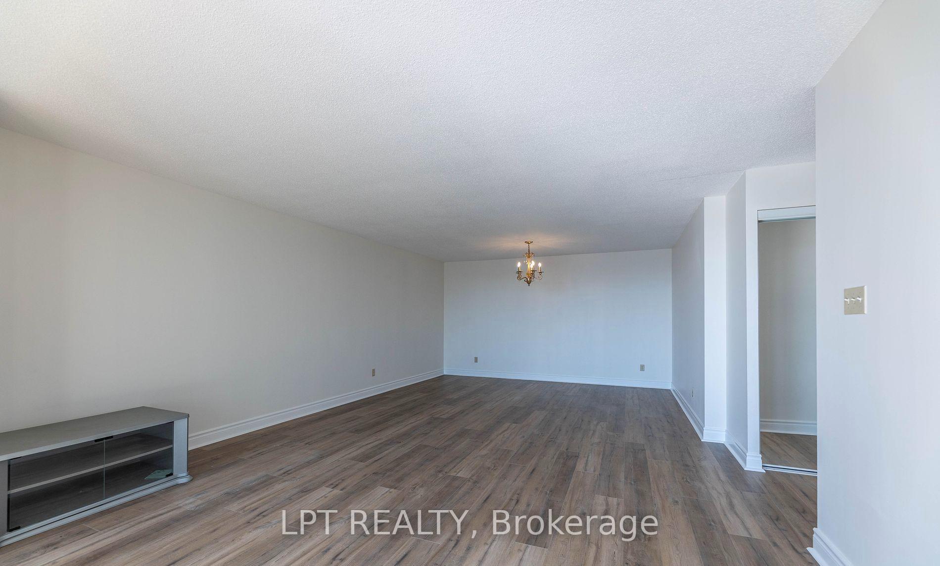 Photo 6 of Unit ph7, 175 Bamburgh Circle, Scarborough, Steeles — HOMEH