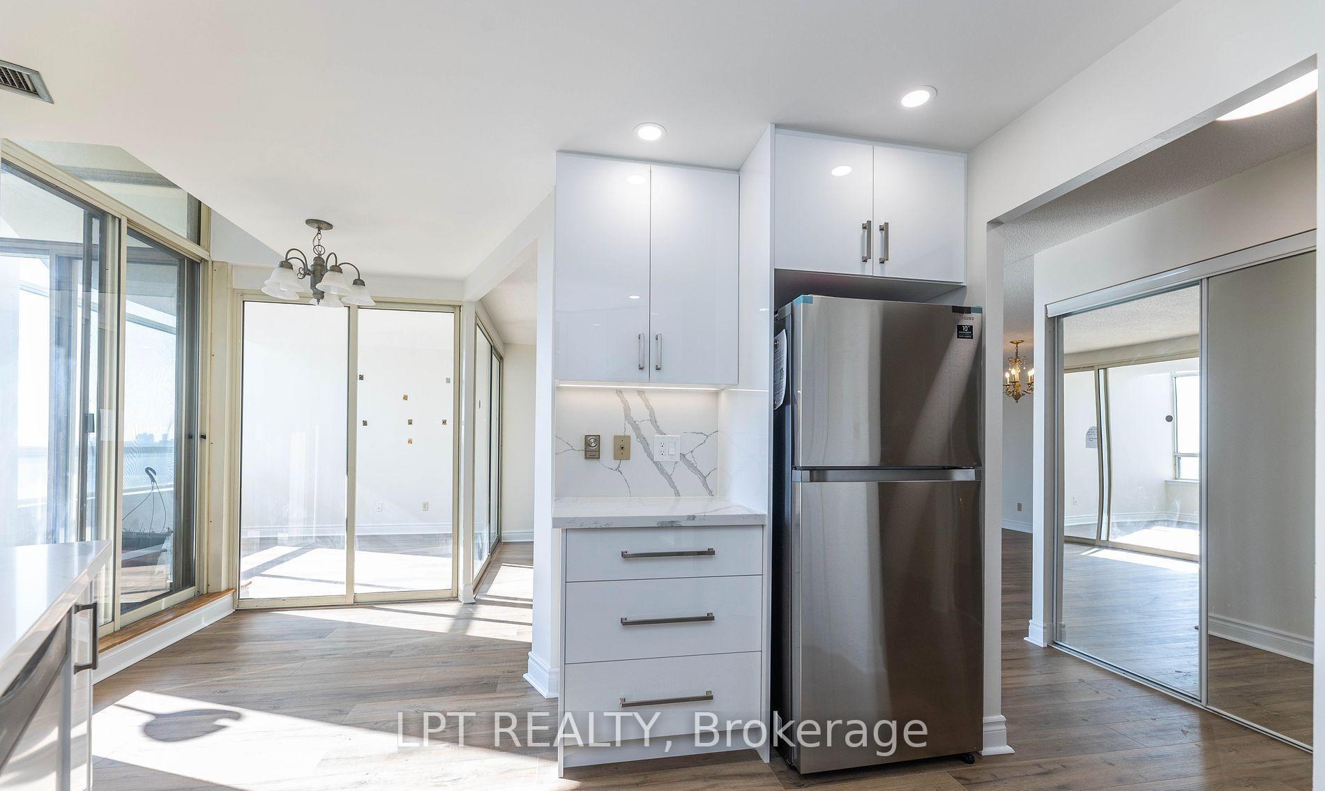 Photo 14 of Unit ph7, 175 Bamburgh Circle, Scarborough, Steeles — HOMEH