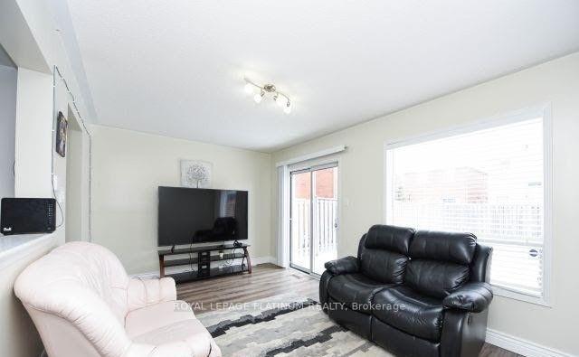 Photo 5 of 80 Lake Louise Drive, Brampton, Fletcher's Meadow — HOMEH