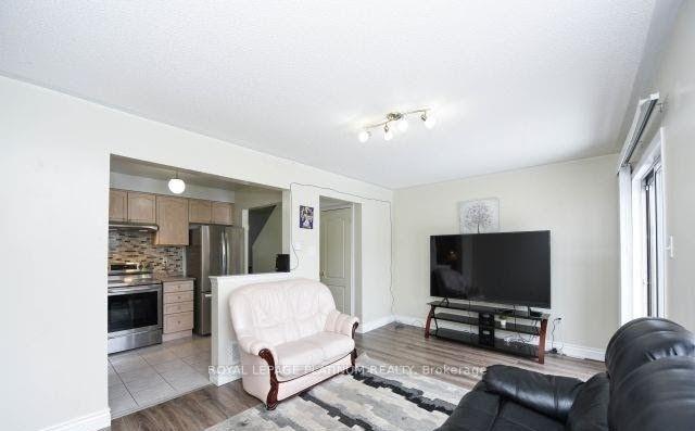 Photo 6 of 80 Lake Louise Drive, Brampton, Fletcher's Meadow — HOMEH