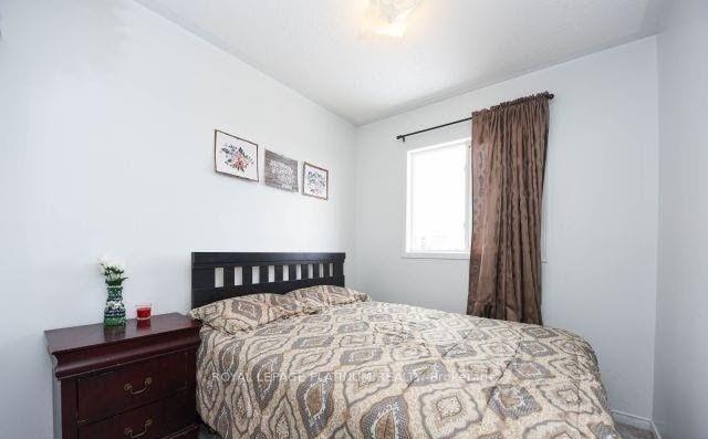Photo 11 of 80 Lake Louise Drive, Brampton, Fletcher's Meadow — HOMEH