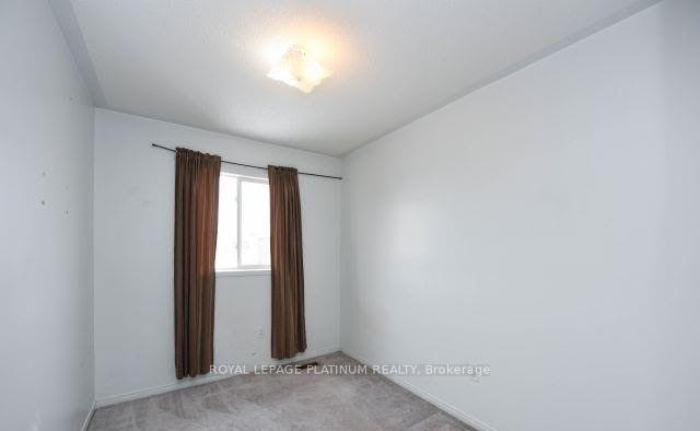 Photo 13 of 80 Lake Louise Drive, Brampton, Fletcher's Meadow — HOMEH