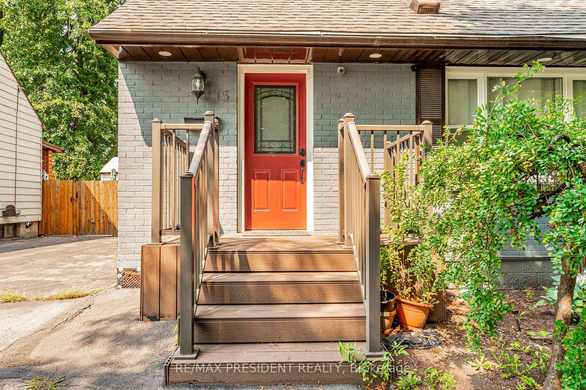 Photo 5 of 13 Lewis Street, Hamilton, McQuesten — HOMEH