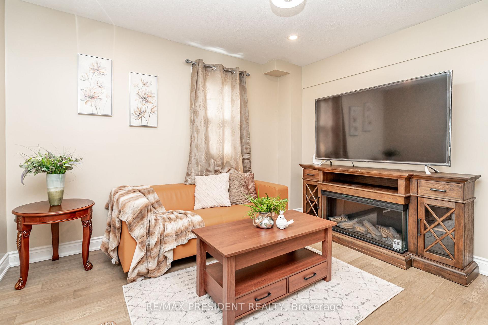 Photo 7 of 13 Lewis Street, Hamilton, McQuesten — HOMEH