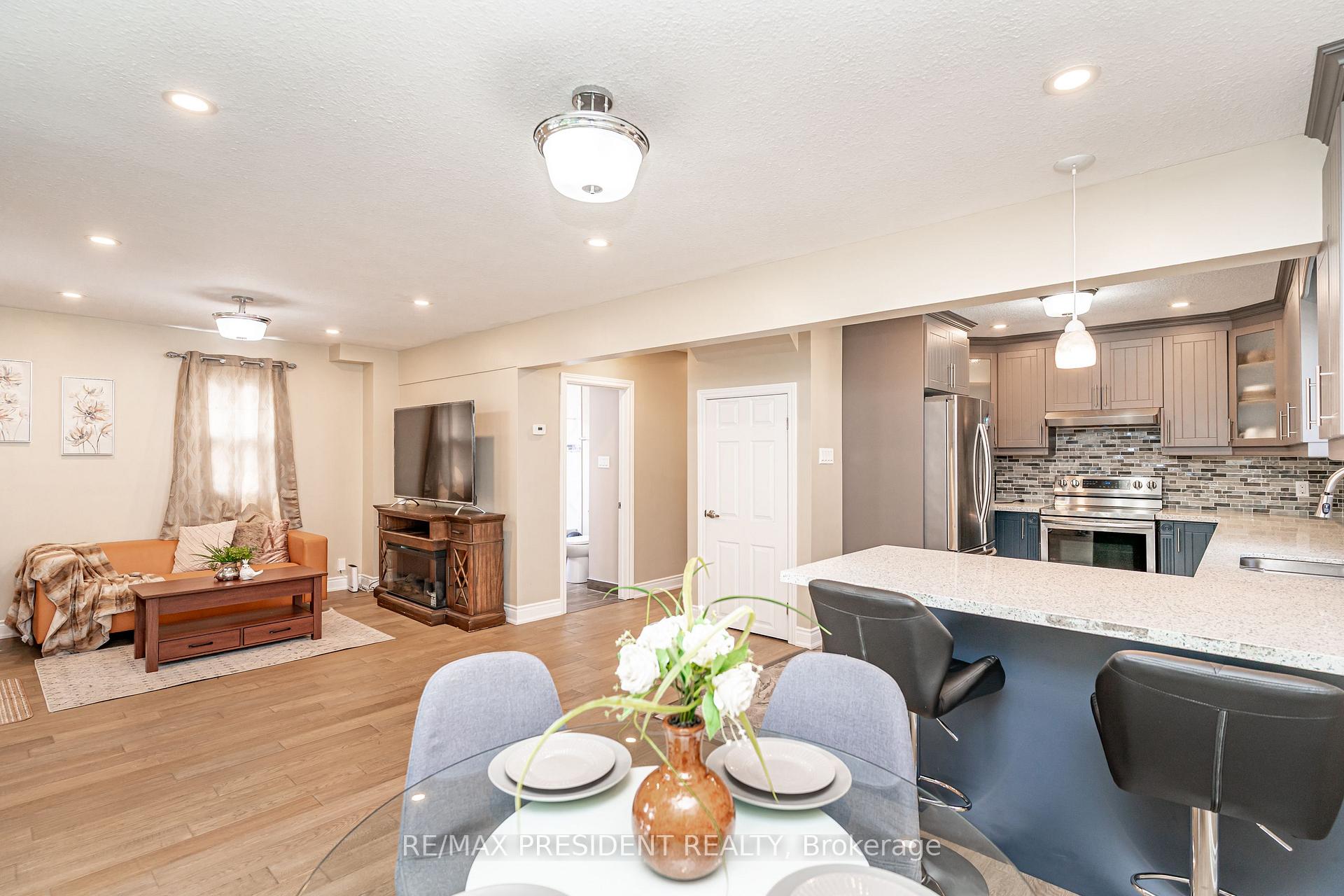 Photo 12 of 13 Lewis Street, Hamilton, McQuesten — HOMEH