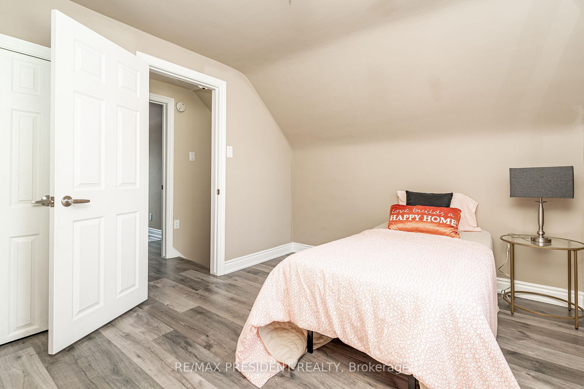 Photo 27 of 13 Lewis Street, Hamilton, McQuesten — HOMEH