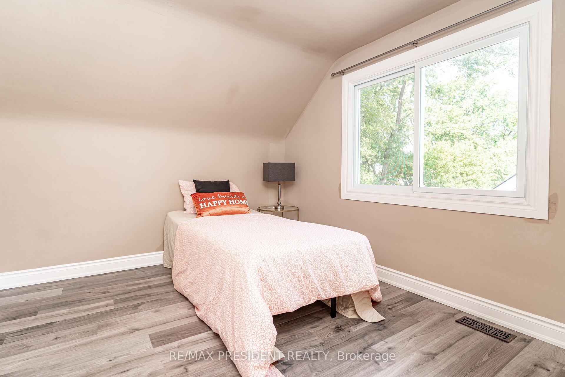 Photo 28 of 13 Lewis Street, Hamilton, McQuesten — HOMEH