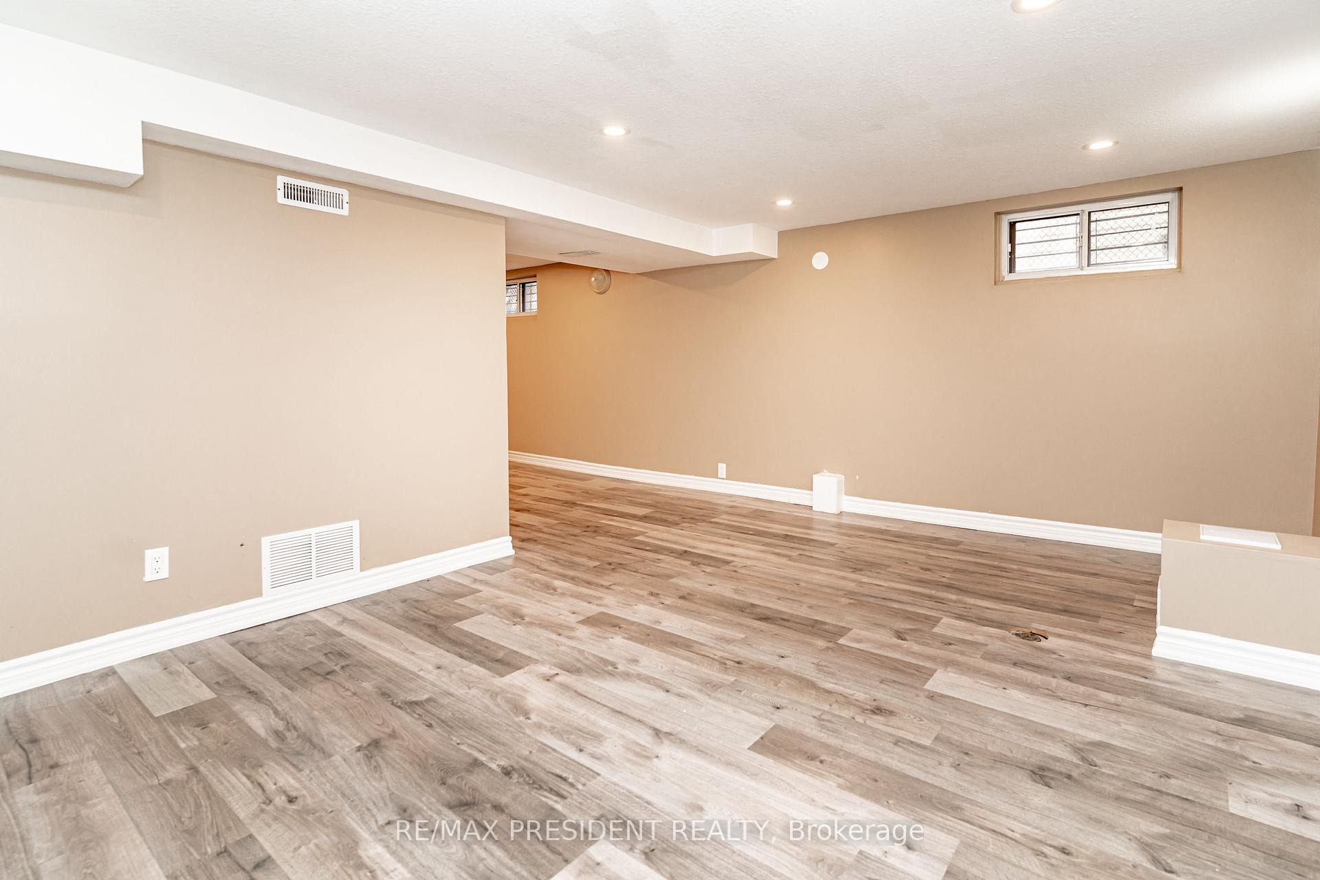 Photo 33 of 13 Lewis Street, Hamilton, McQuesten — HOMEH