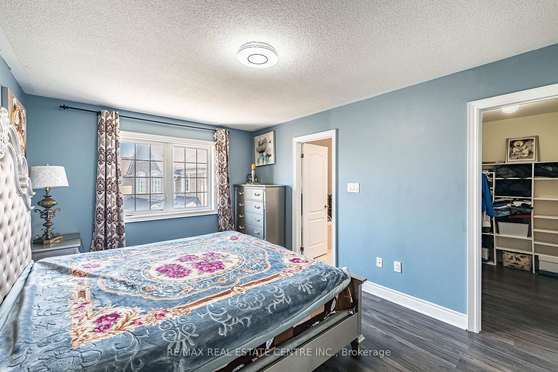 Photo 23 of 9 Loftsmoor Drive, Brampton, Sandringham-Wellington — HOMEH