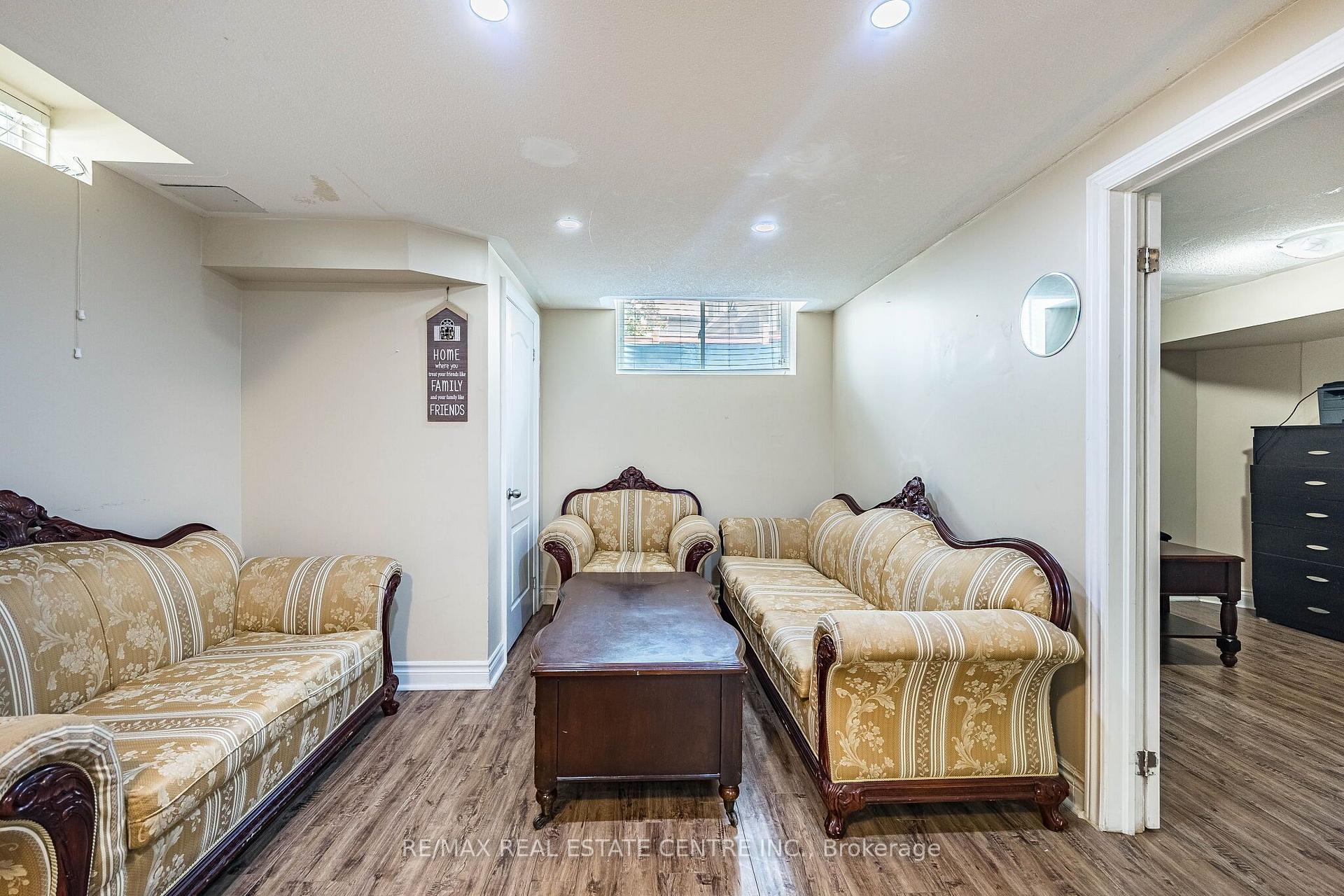 Photo 36 of 9 Loftsmoor Drive, Brampton, Sandringham-Wellington — HOMEH