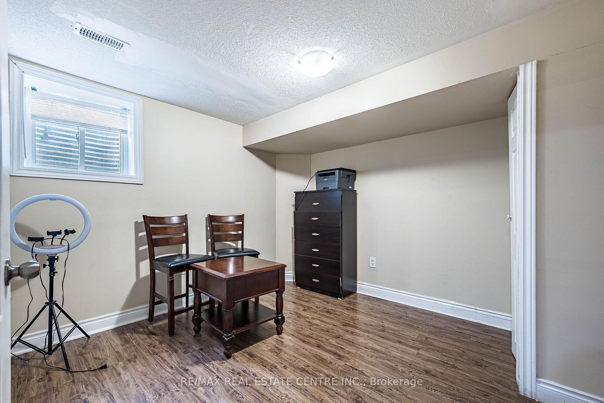 Photo 39 of 9 Loftsmoor Drive, Brampton, Sandringham-Wellington — HOMEH