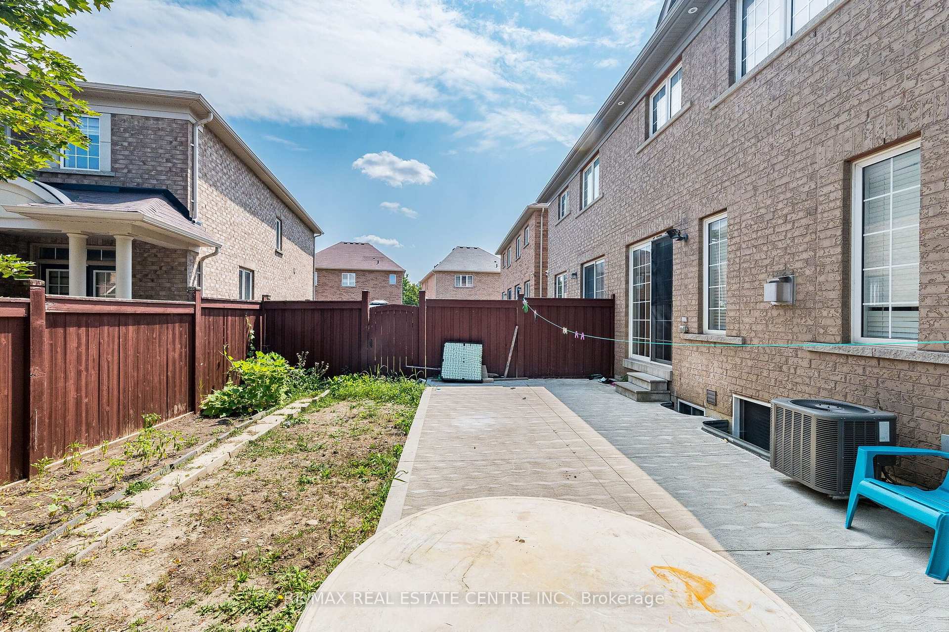 Photo 50 of 9 Loftsmoor Drive, Brampton, Sandringham-Wellington — HOMEH