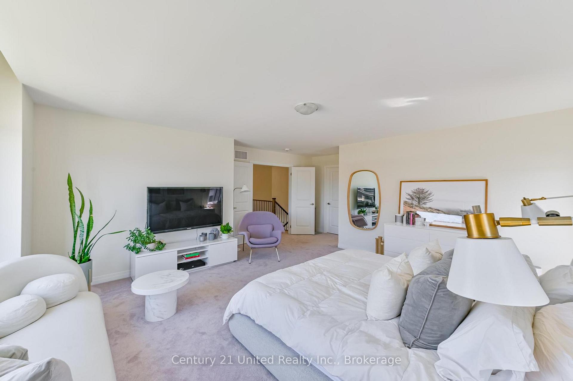 Photo 19 of 217 Flavelle Way, Peterborough, Monaghan Ward 2 — HOMEH