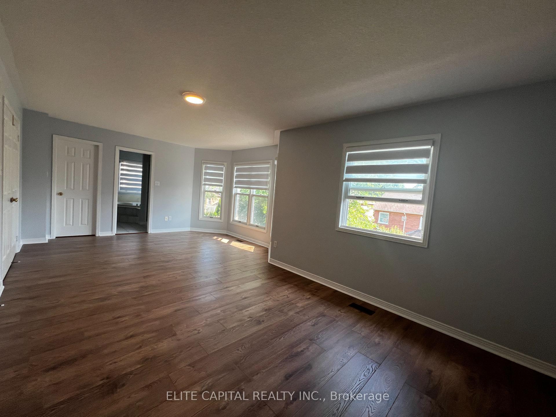 Photo 17 of 95 Paddock Lane, Markham, Markville — HOMEH