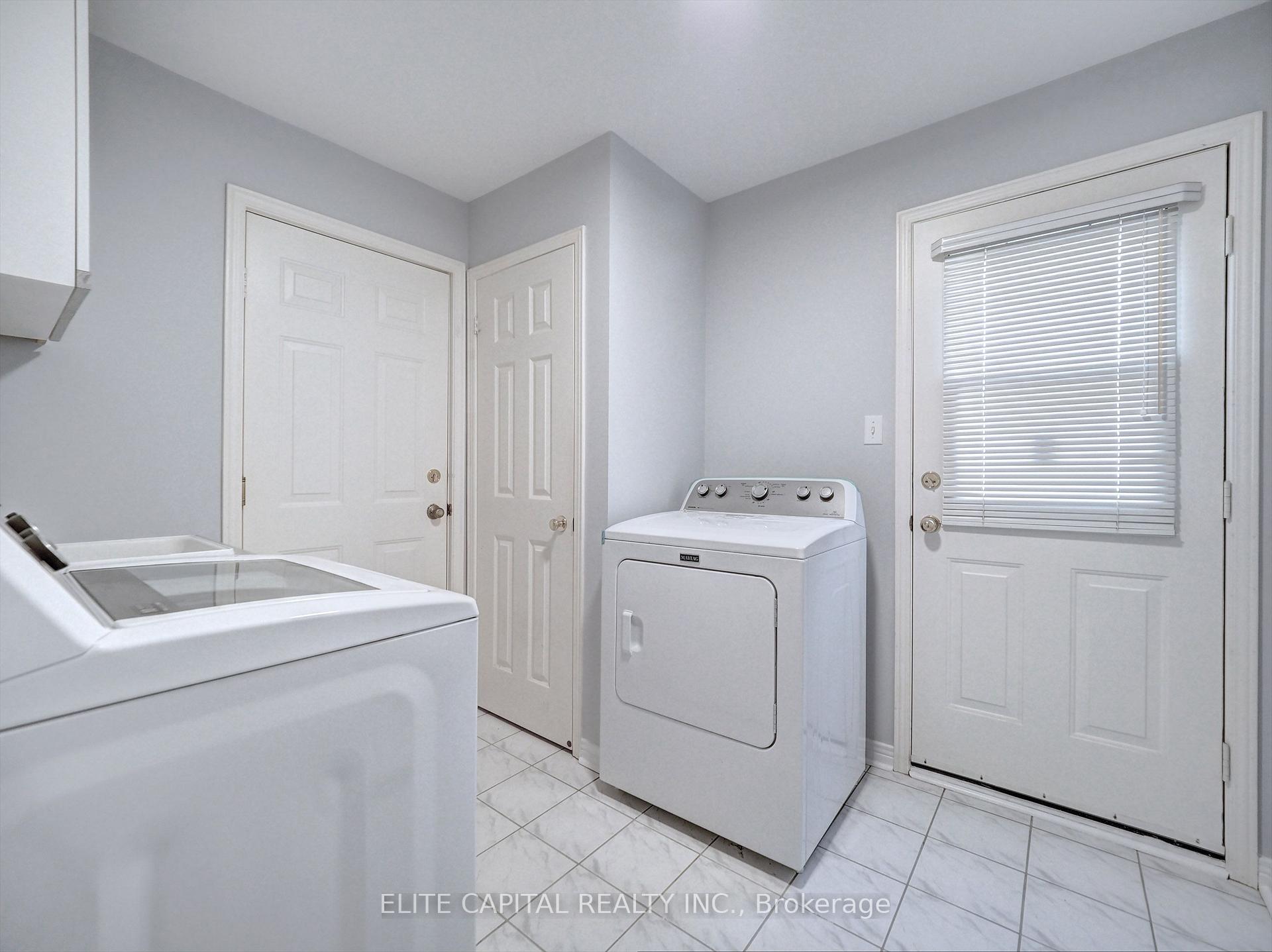 Photo 19 of 95 Paddock Lane, Markham, Markville — HOMEH
