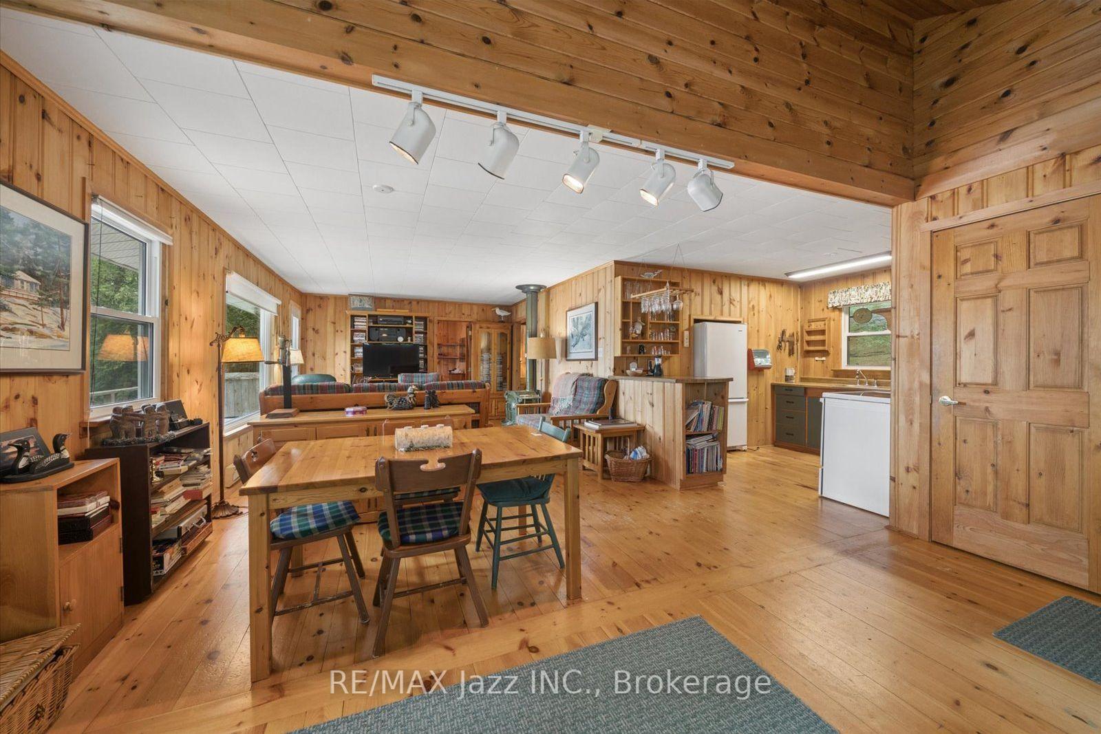 Photo 7 of 1022 Two Dogs Lane, Algonquin Highlands, Stanhope — HOMEH