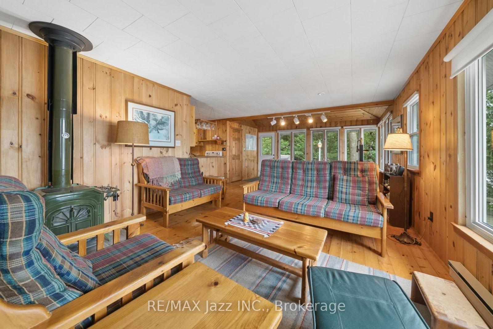 Photo 16 of 1022 Two Dogs Lane, Algonquin Highlands, Stanhope — HOMEH