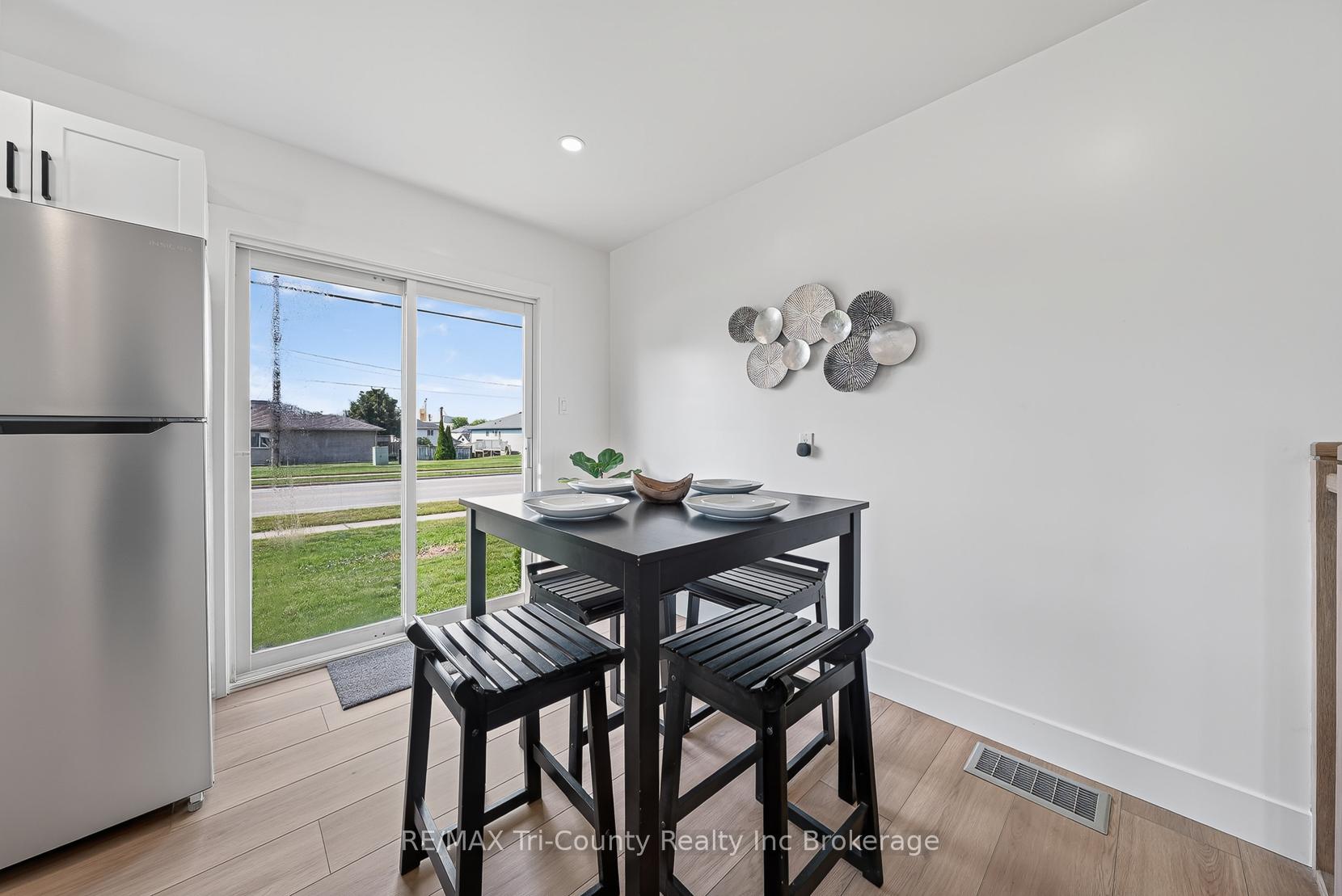 Photo 15 of 67 Beckett Boulevard, Tillsonburg — HOMEH