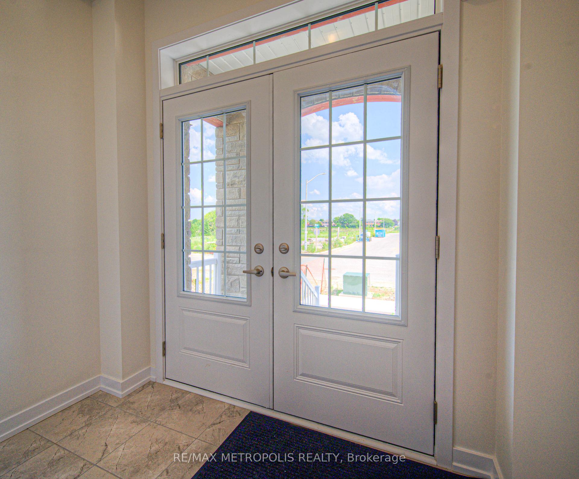 Photo 5 of 100 Moss Drive, Cambridge, Clemens Mills/Saginaw — HOMEH