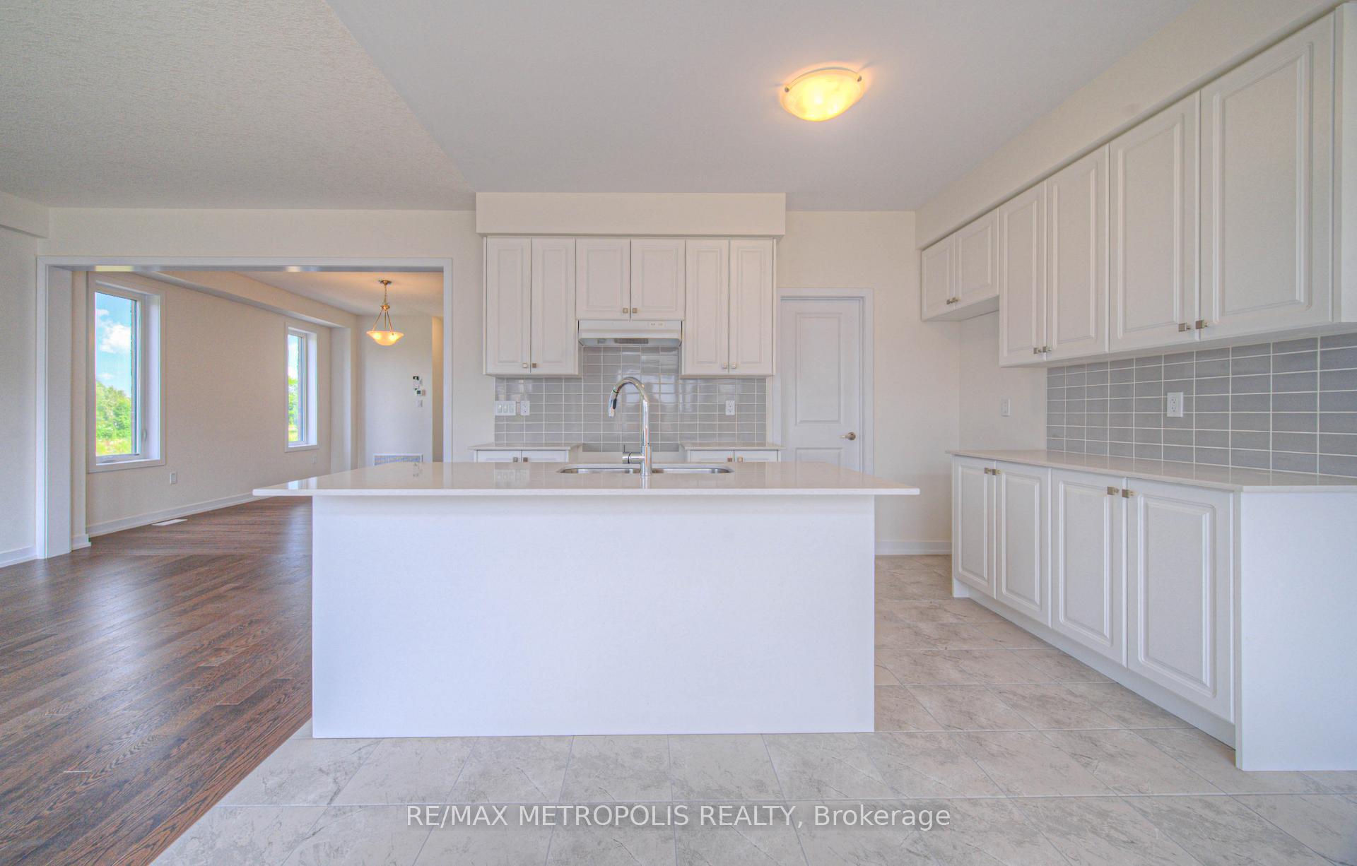 Photo 18 of 100 Moss Drive, Cambridge, Clemens Mills/Saginaw — HOMEH