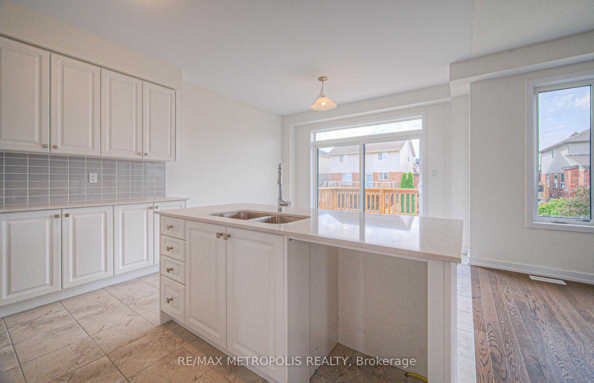 Photo 23 of 100 Moss Drive, Cambridge, Clemens Mills/Saginaw — HOMEH
