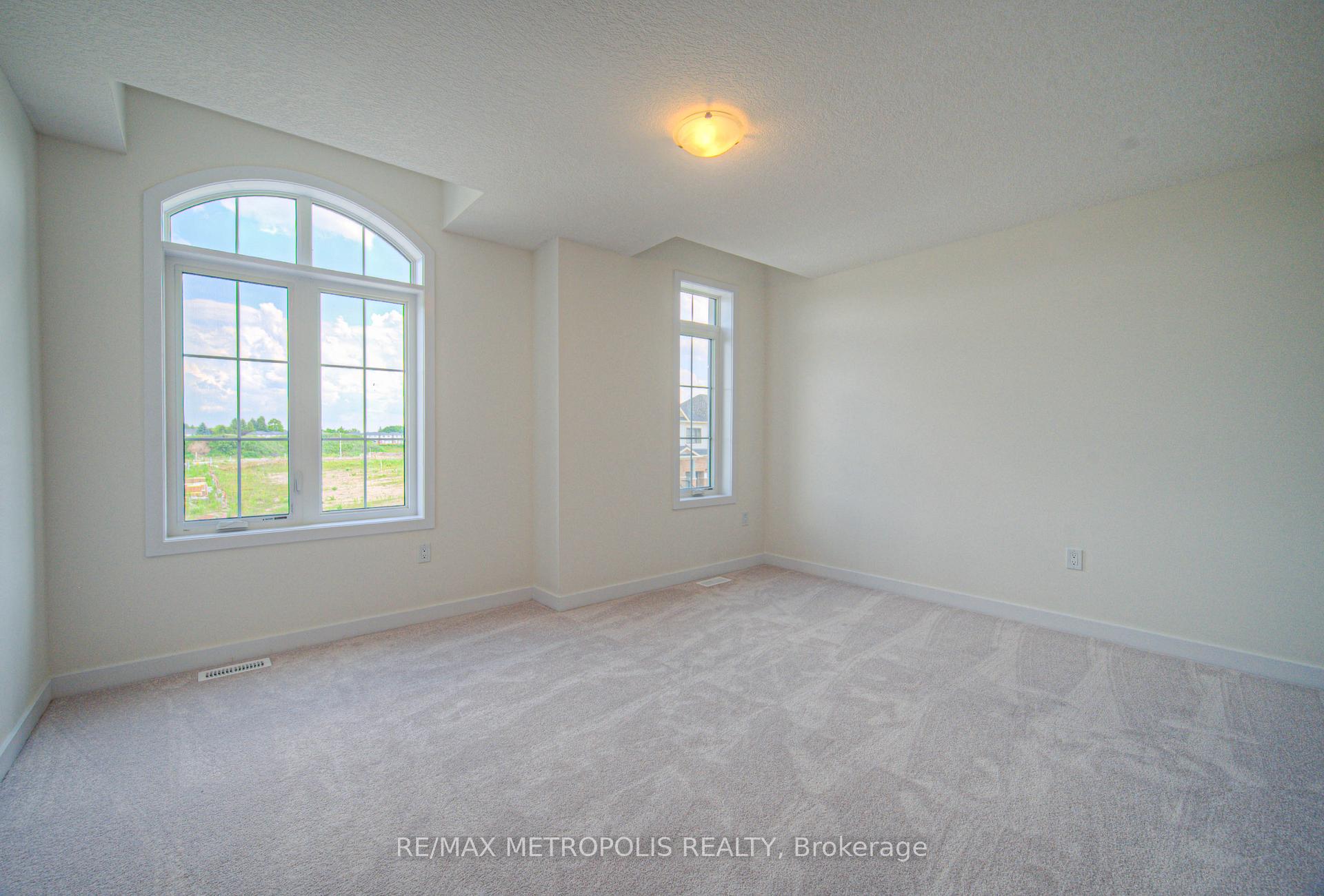 Photo 32 of 100 Moss Drive, Cambridge, Clemens Mills/Saginaw — HOMEH