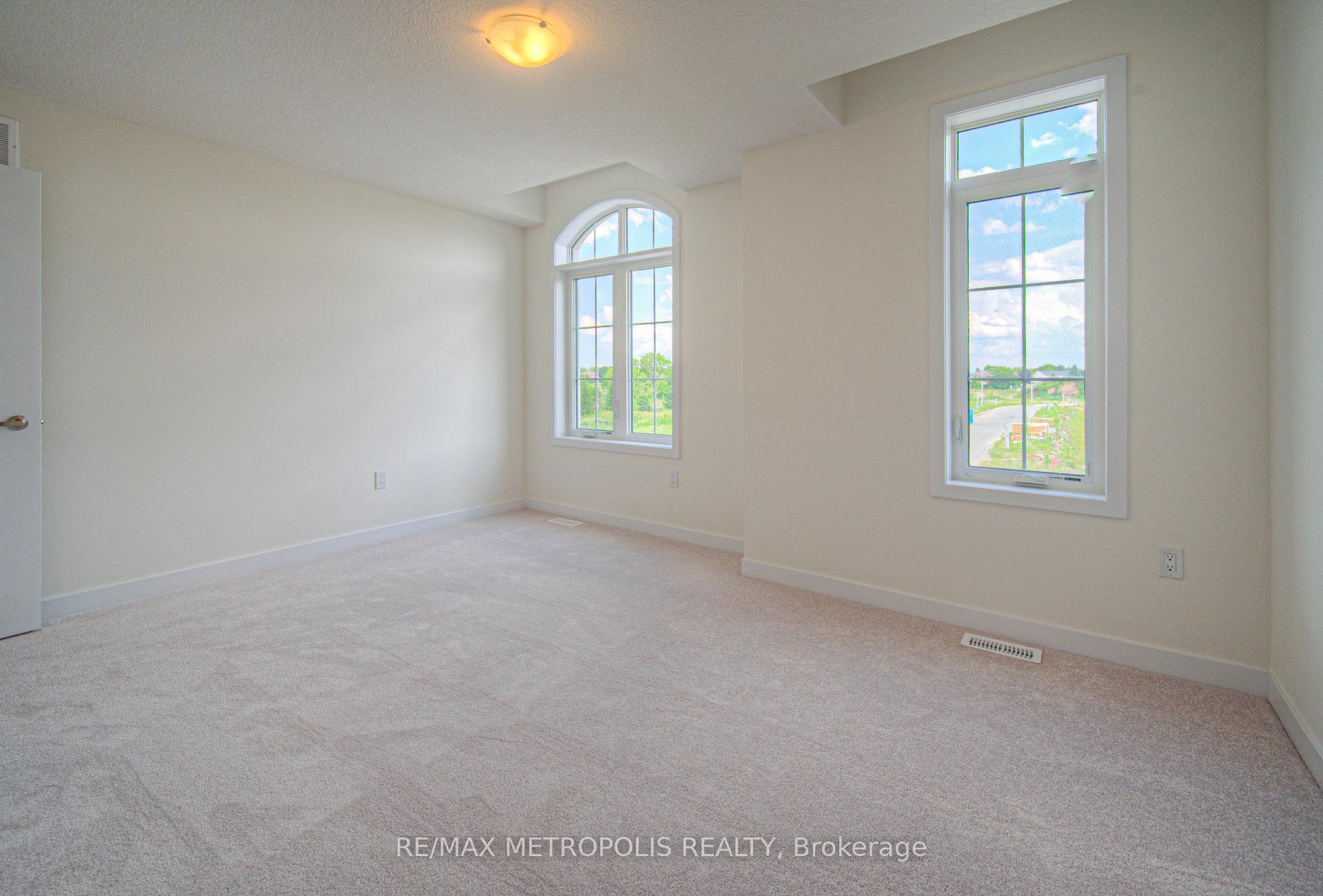 Photo 33 of 100 Moss Drive, Cambridge, Clemens Mills/Saginaw — HOMEH