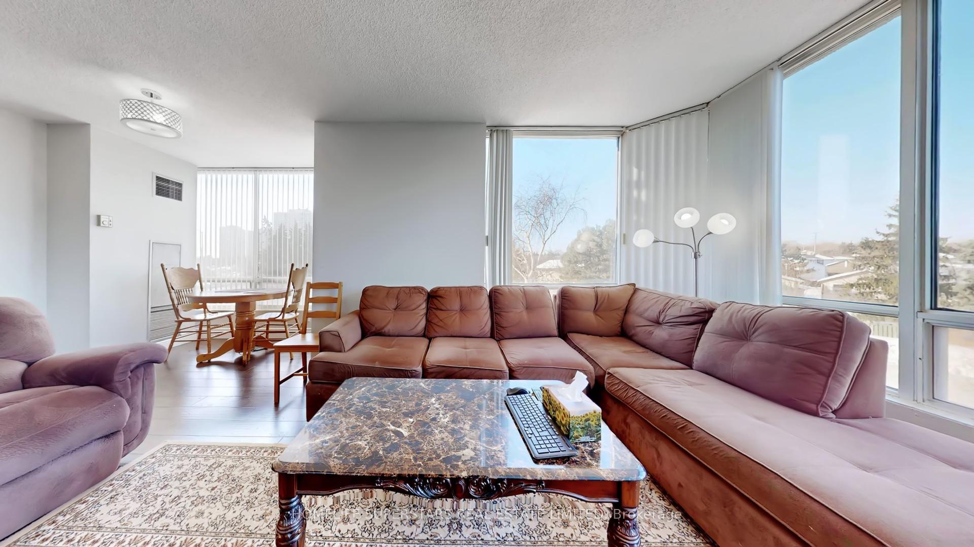 Photo 11 of Unit 301, 26 Hanover Road, Brampton, Queen Street Corridor — HOMEH