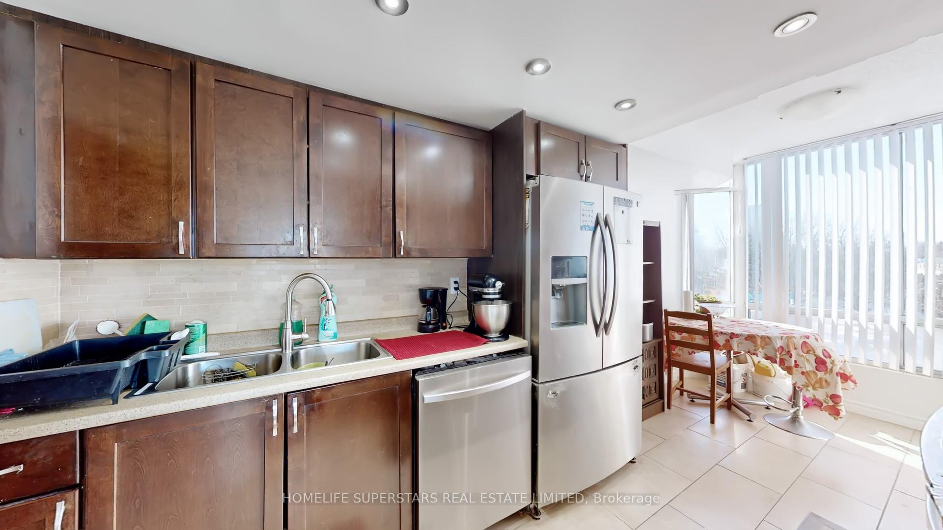 Photo 14 of Unit 301, 26 Hanover Road, Brampton, Queen Street Corridor — HOMEH