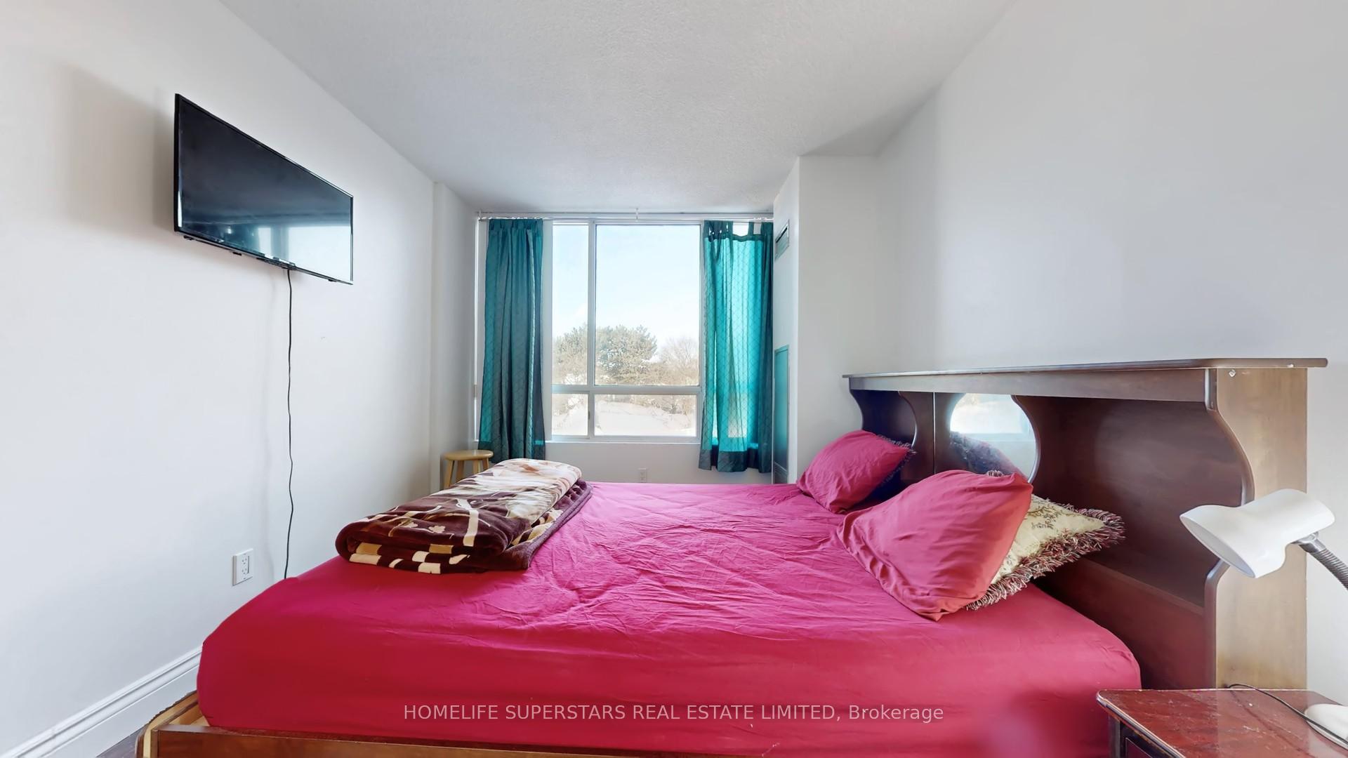 Photo 26 of Unit 301, 26 Hanover Road, Brampton, Queen Street Corridor — HOMEH