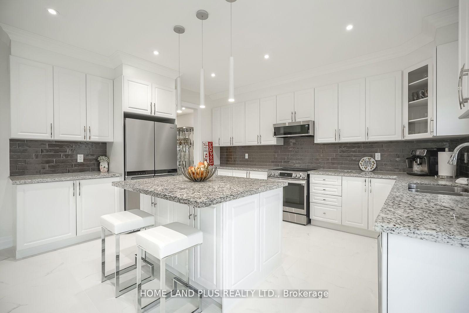 Photo 14 of 1798 Emberton Way, Innisfil, Alcona — HOMEH