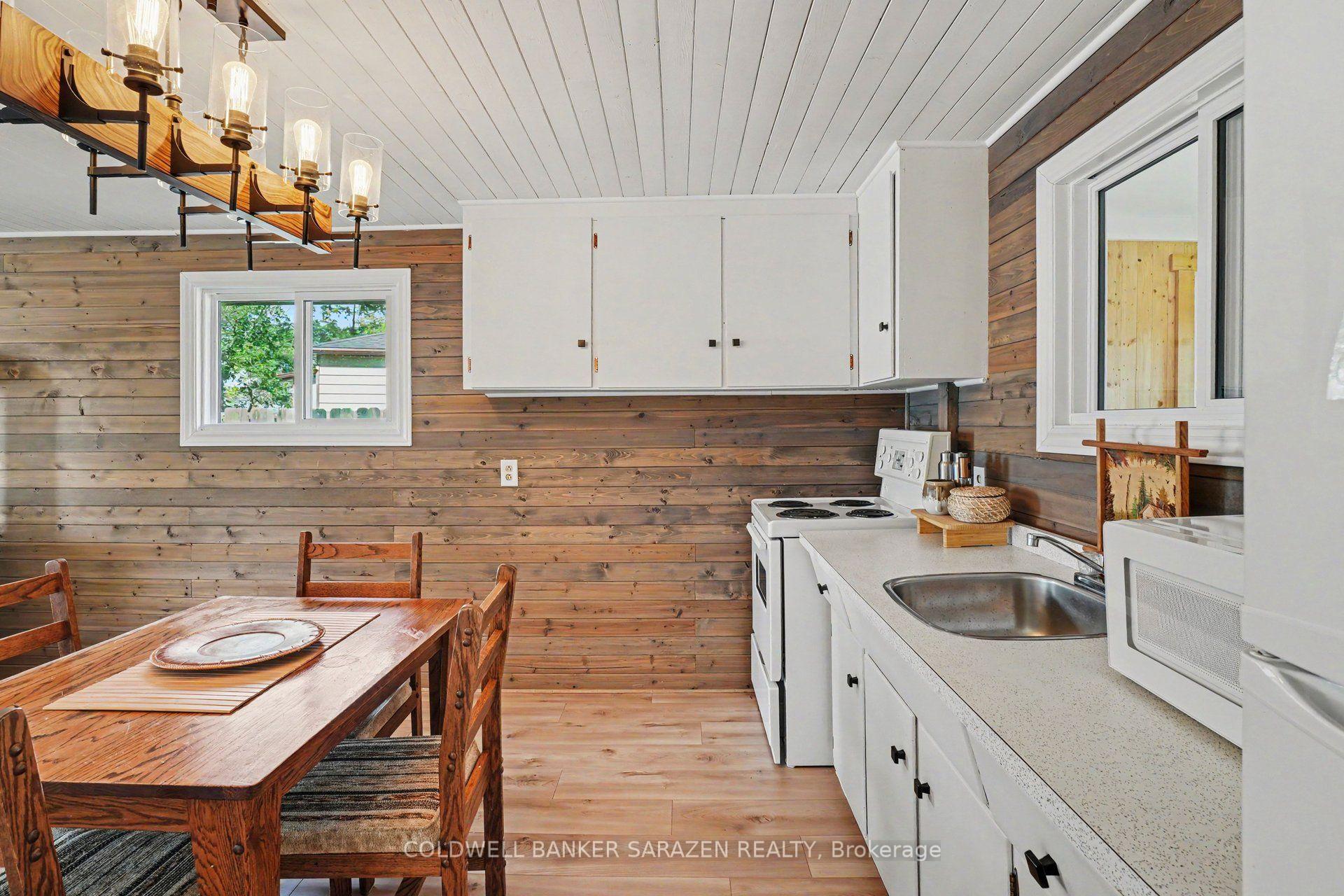 Photo 9 of 33 B Oakdale Lane, Horton, Horton Twp — HOMEH