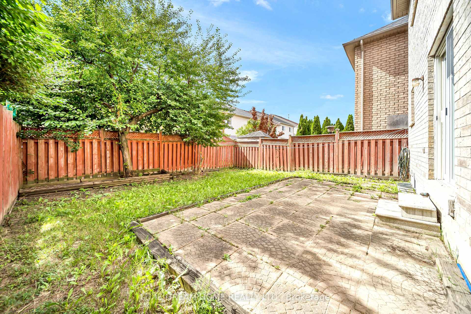 Photo 42 of 7 Grape Trail, Brampton, Fletcher's Meadow — HOMEH