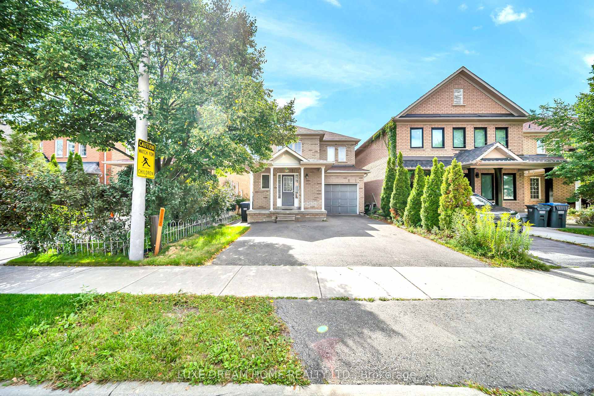 Photo 44 of 7 Grape Trail, Brampton, Fletcher's Meadow — HOMEH