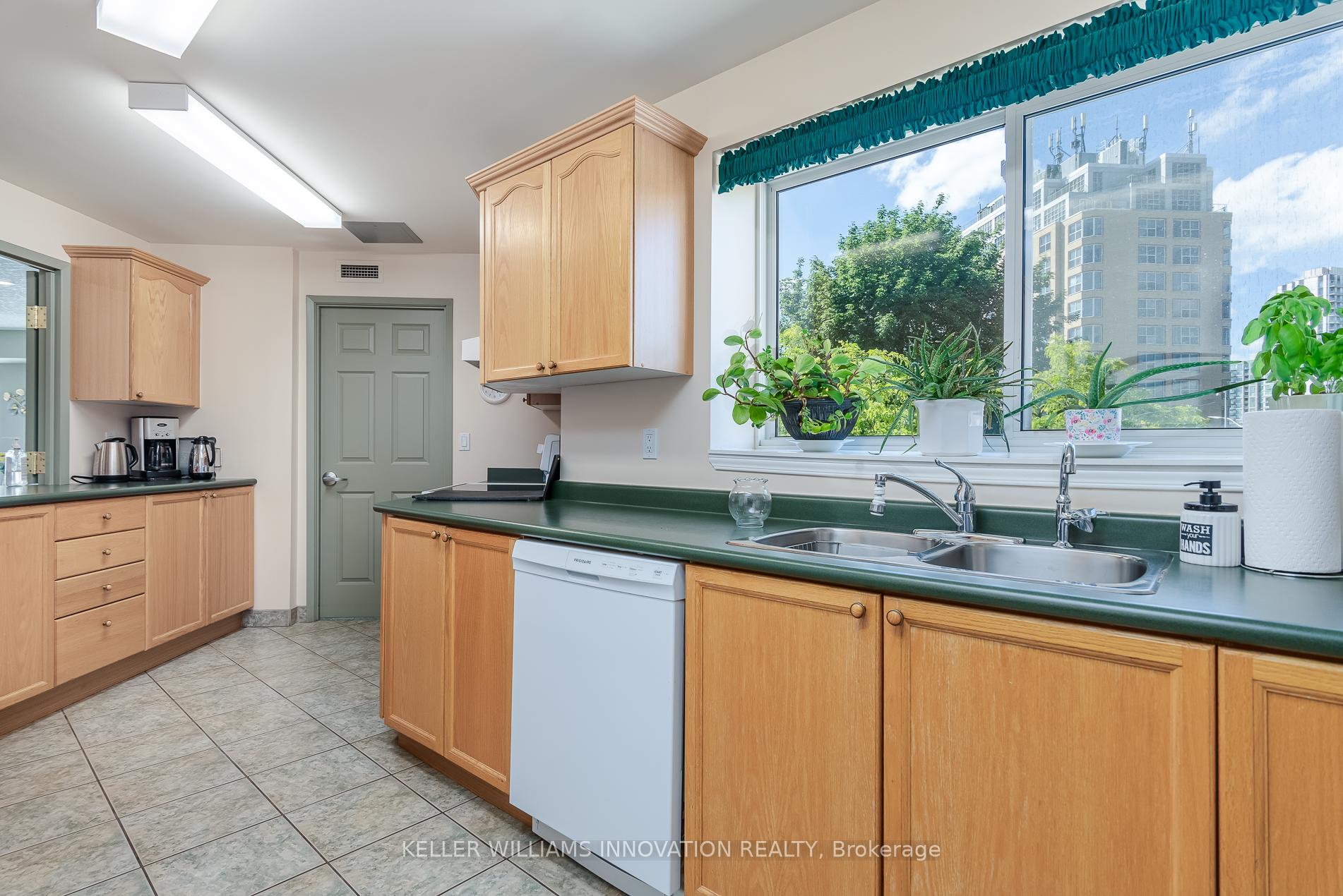 Photo 32 of Unit 508, 20 St George Street, Kitchener, Cedar Hill — HOMEH