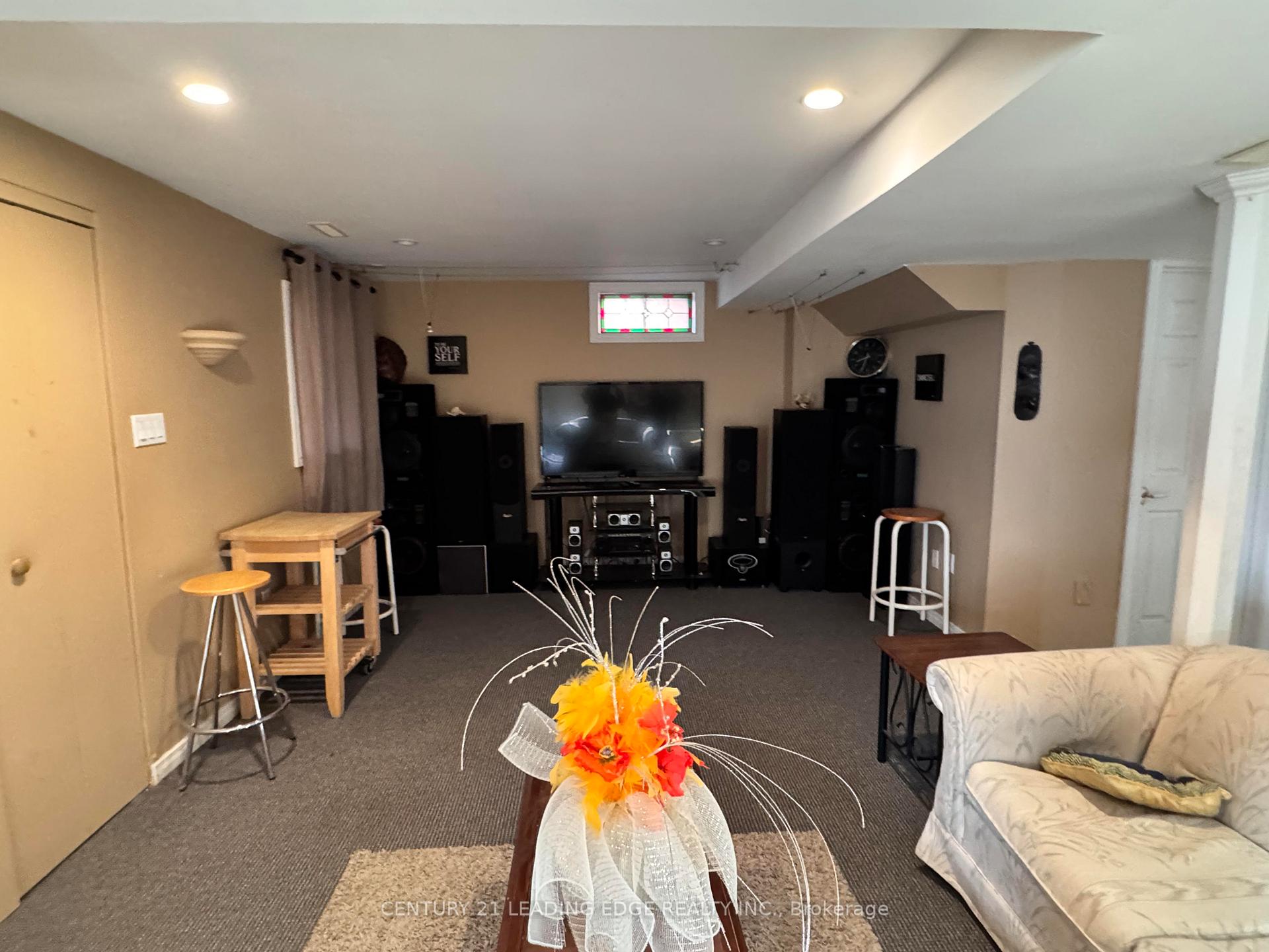 Photo 3 of Unit Bsmt, 1385 Daniel Creek Road, Mississauga, East Credit — HOMEH
