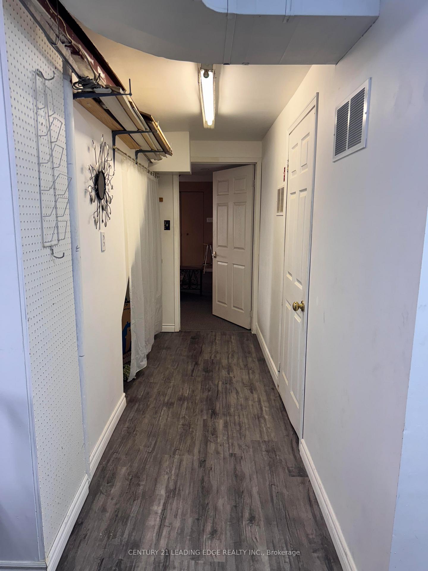 Photo 6 of Unit Bsmt, 1385 Daniel Creek Road, Mississauga, East Credit — HOMEH