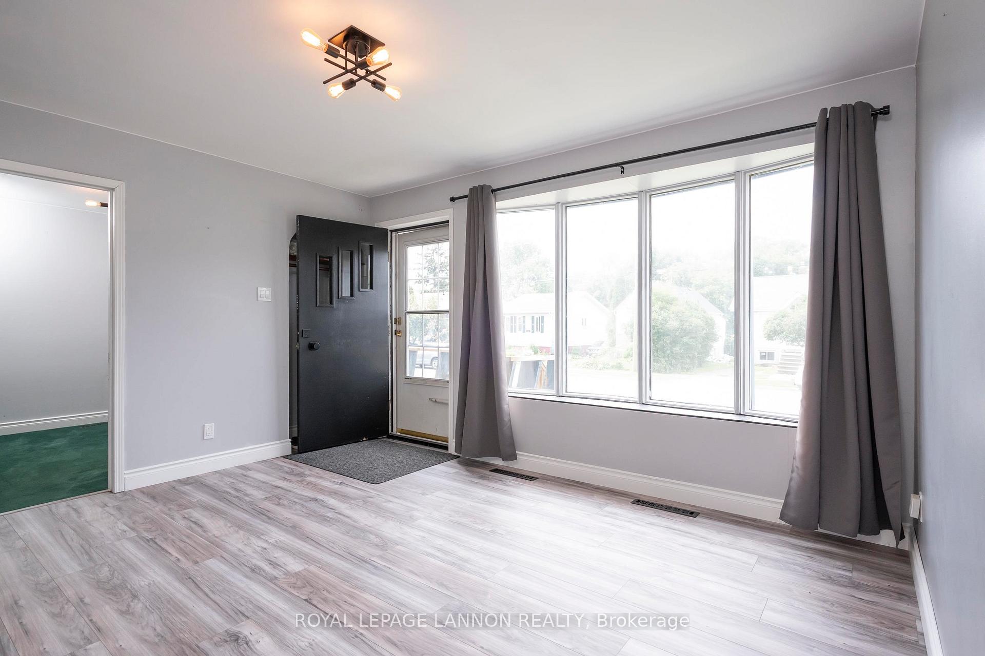 Photo 12 of 238 Angus Street, Thunder Bay, Court / Cumberland — HOMEH
