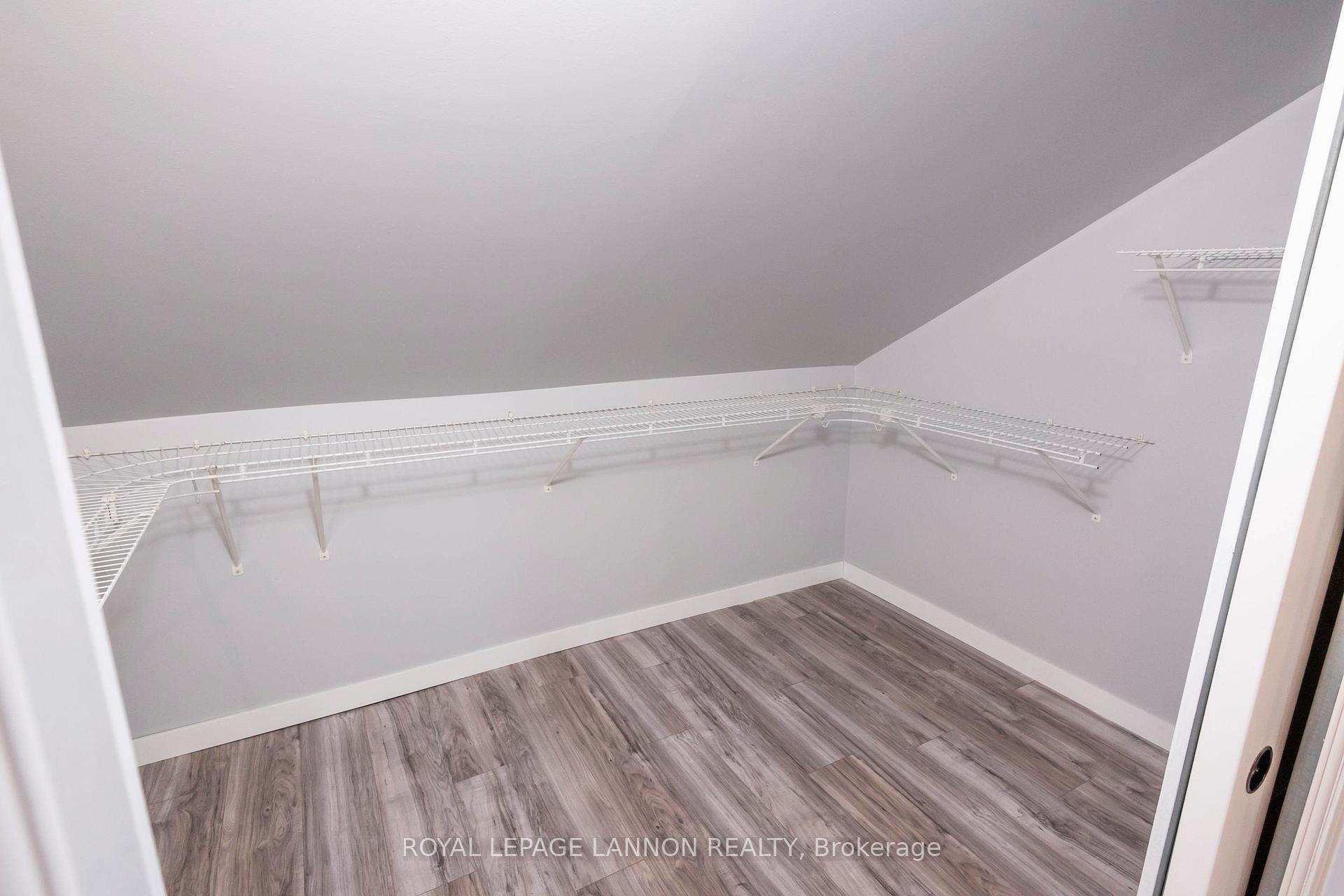 Photo 29 of 238 Angus Street, Thunder Bay, Court / Cumberland — HOMEH