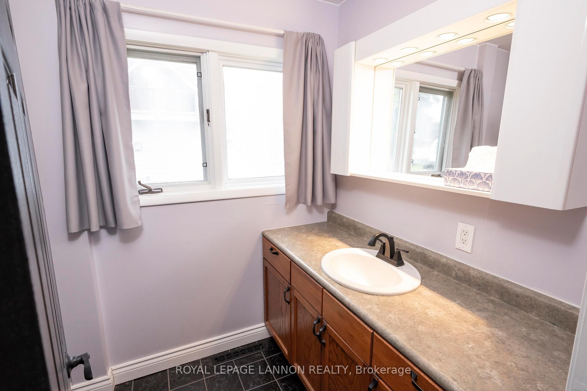 Photo 38 of 238 Angus Street, Thunder Bay, Court / Cumberland — HOMEH
