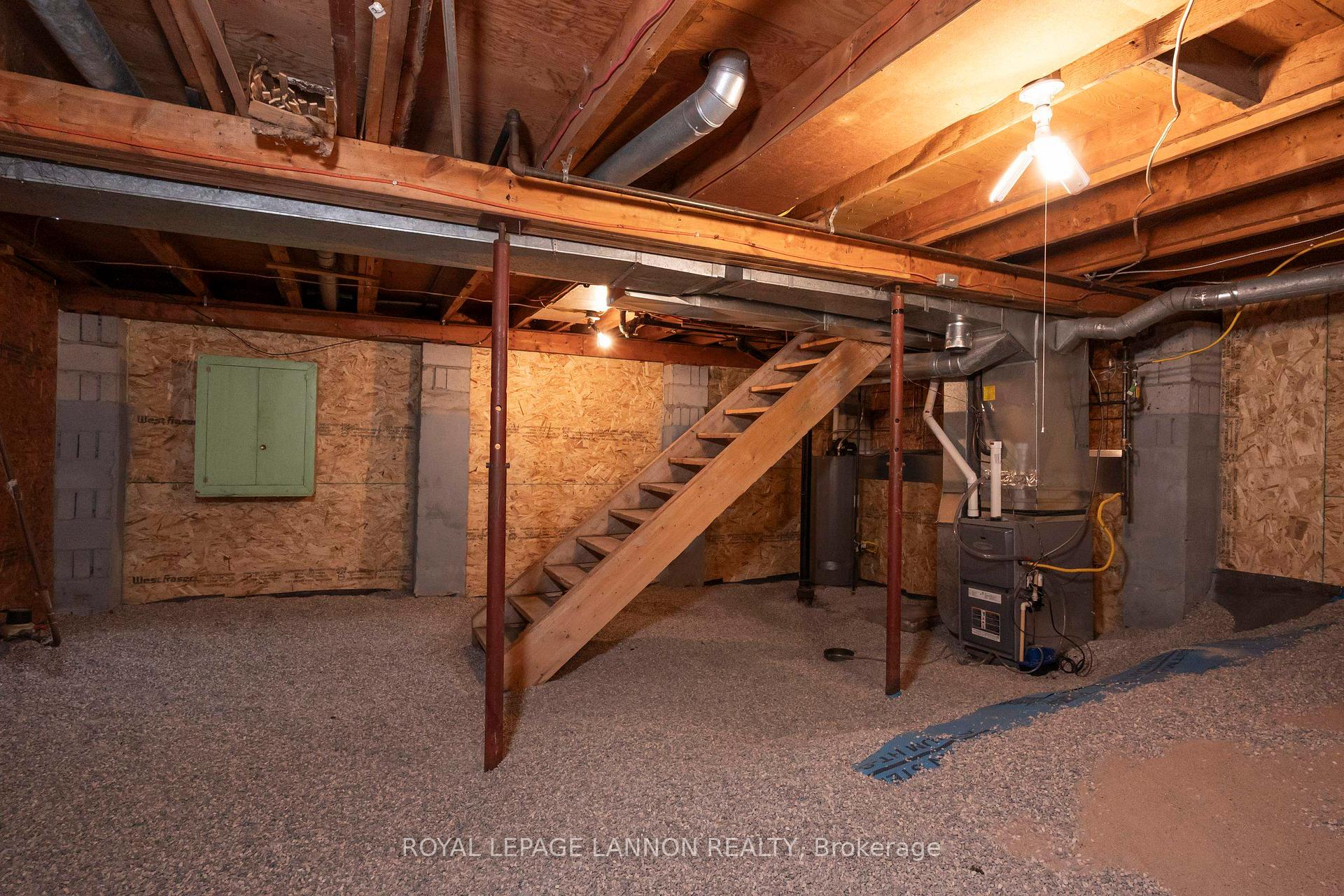 Photo 43 of 238 Angus Street, Thunder Bay, Court / Cumberland — HOMEH