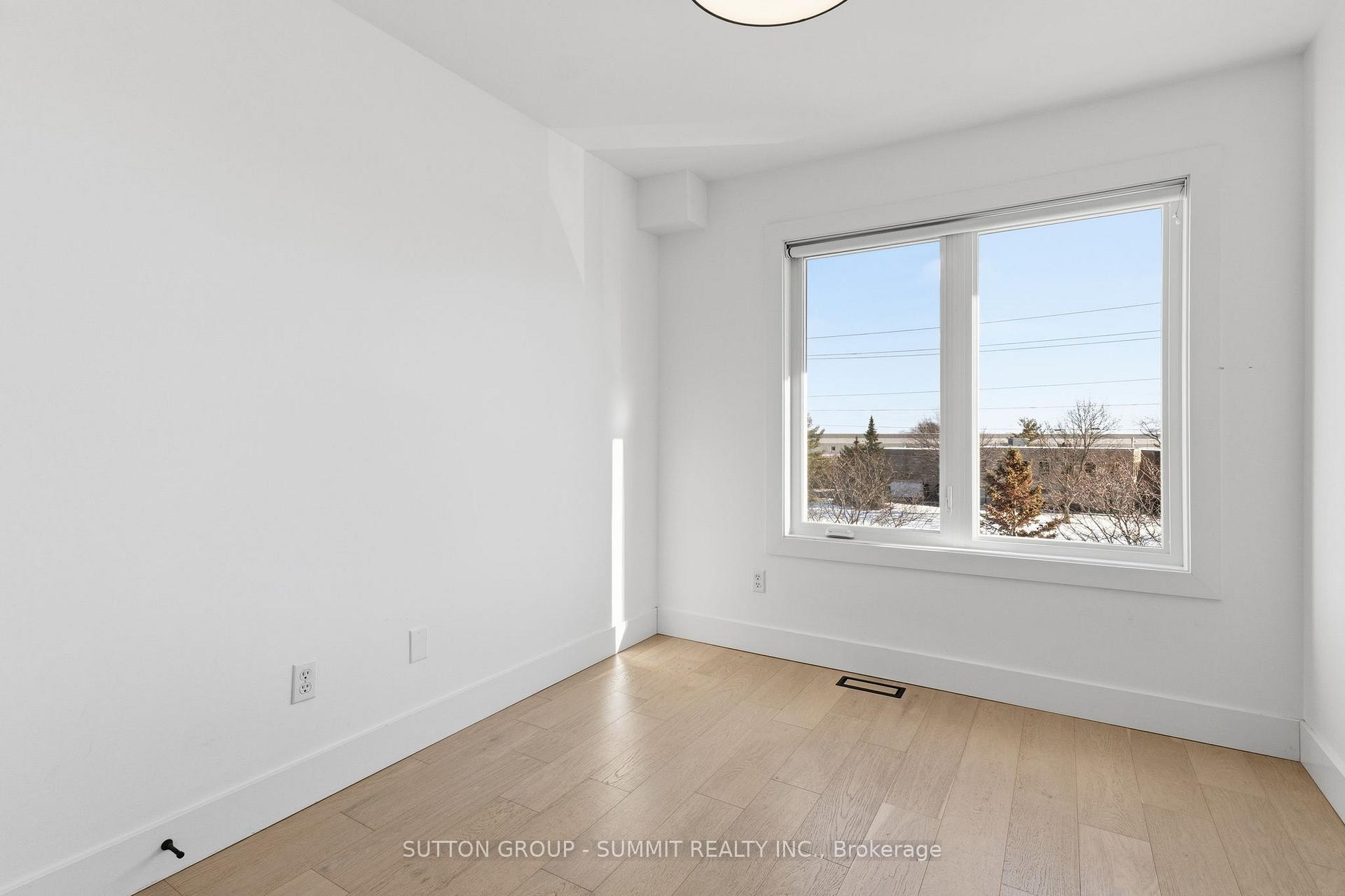 Photo 23 of Unit 7, 1253 Silvan Forest Drive, Burlington, Tansley — HOMEH