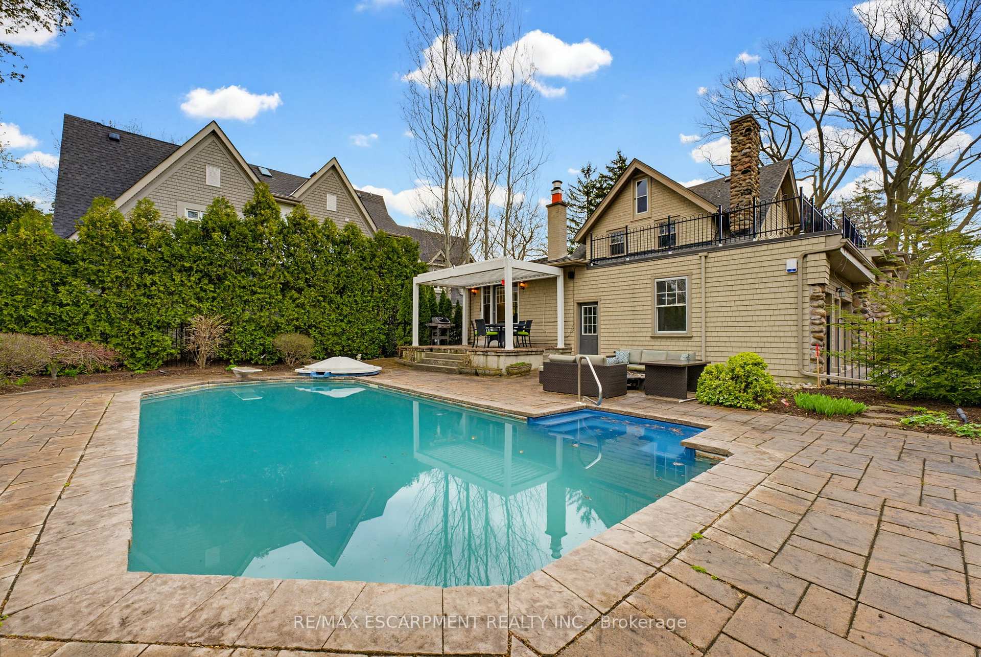 Photo 46 of 3083 Lakeshore Road, Burlington, Roseland — HOMEH