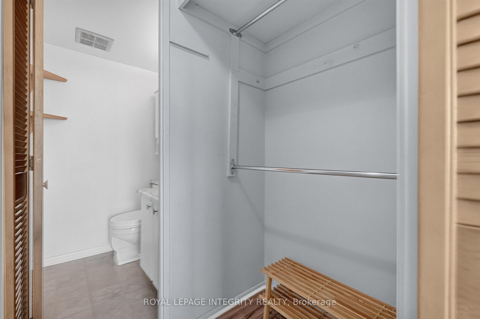 Photo 20 of Unit PH8, 555 Brittany Drive, Ottawa, Viscount Alexander Park — HOMEH
