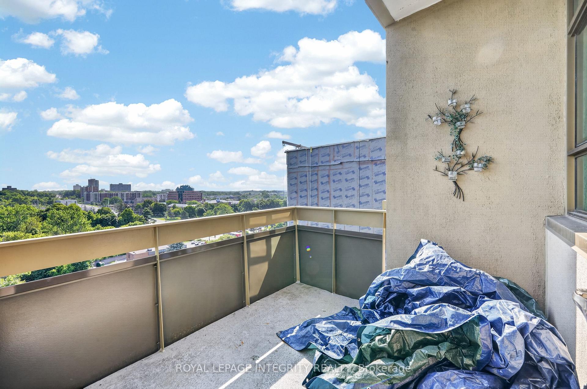 Photo 23 of Unit PH8, 555 Brittany Drive, Ottawa, Viscount Alexander Park — HOMEH