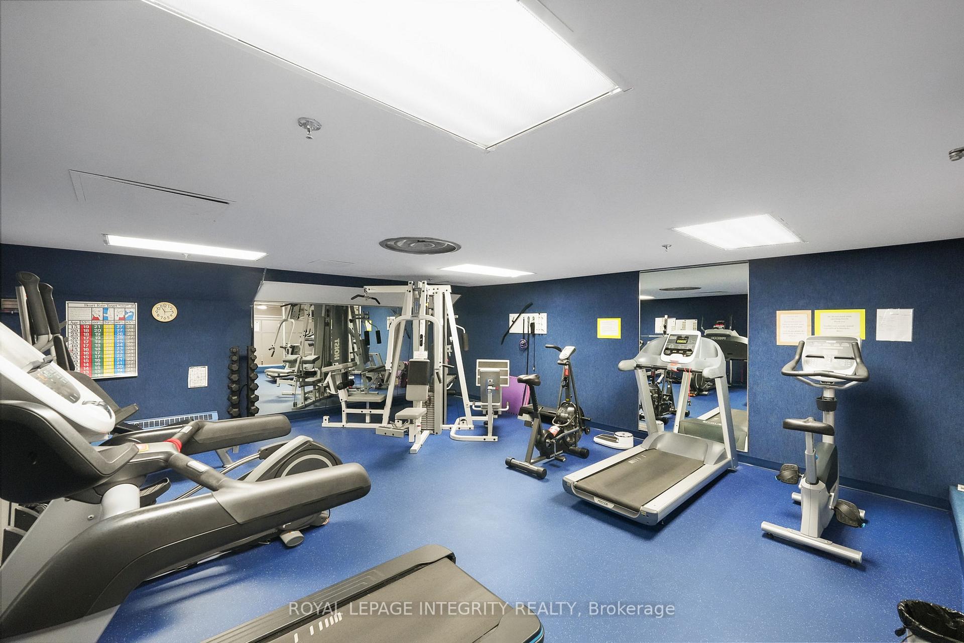 Photo 28 of Unit PH8, 555 Brittany Drive, Ottawa, Viscount Alexander Park — HOMEH